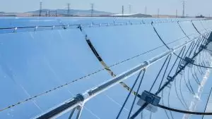 گرم کردن سیال و ایجاد انرژی الکتریکی در صفحات خورشیدی